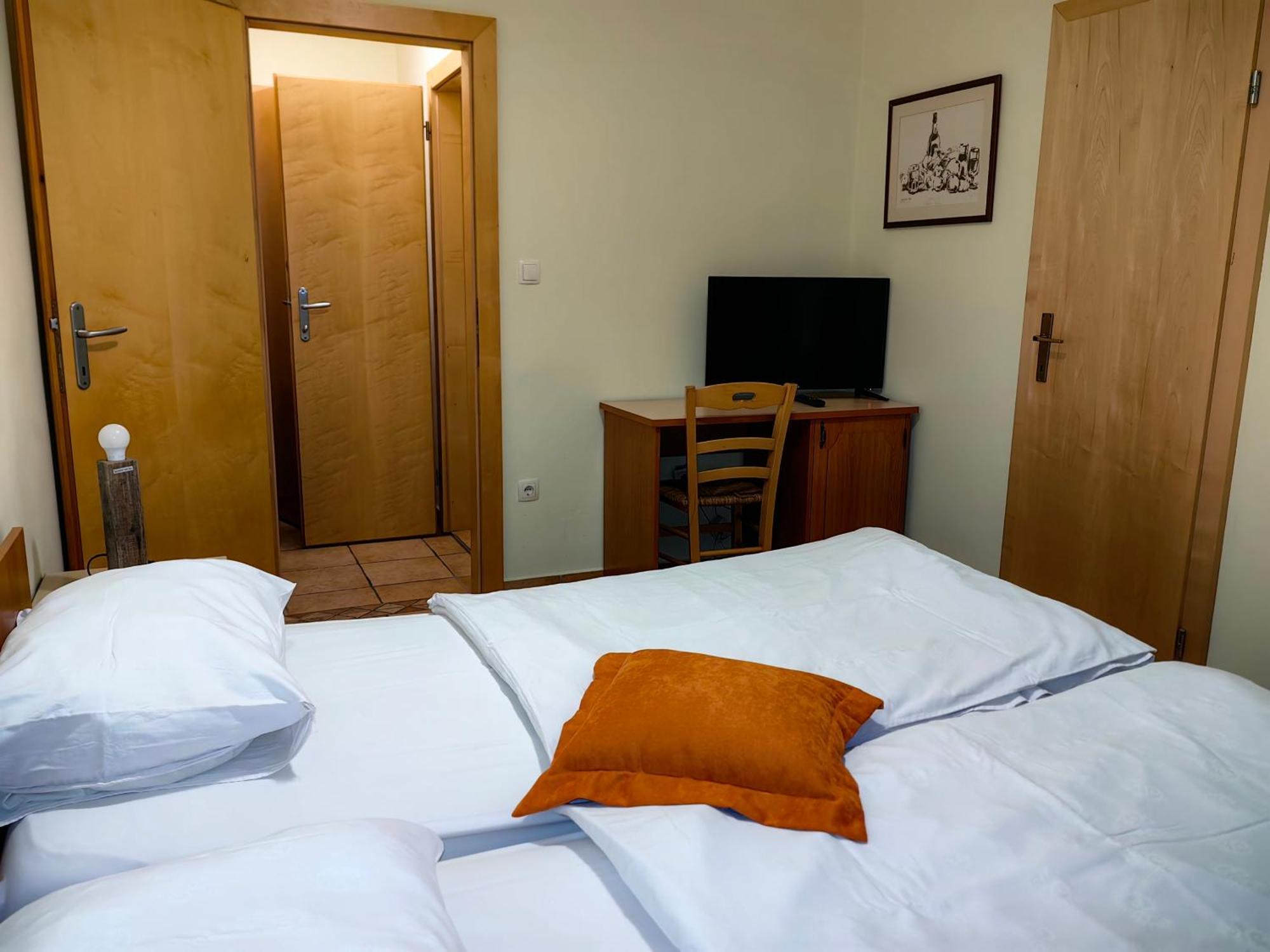 Hotel Kovac Osilnica المظهر الخارجي الصورة