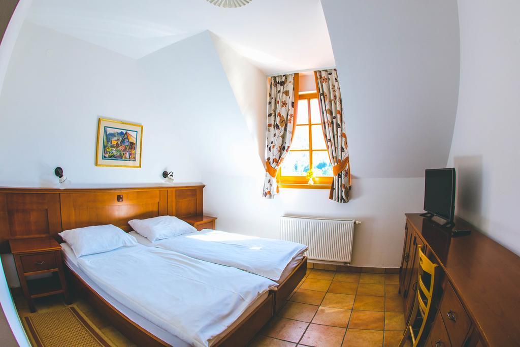 Hotel Kovac Osilnica المظهر الخارجي الصورة