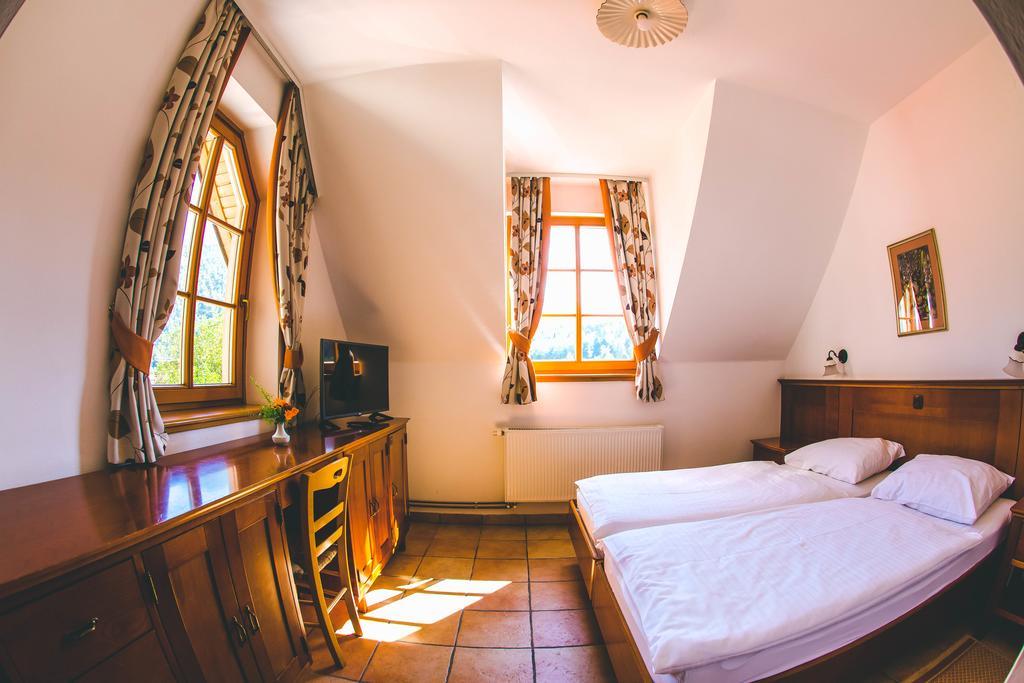 Hotel Kovac Osilnica المظهر الخارجي الصورة